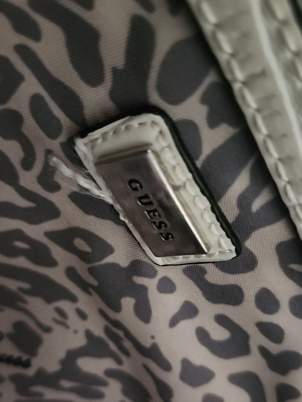 GUESS White Croc-Embossed Dome Satchel - Picture 10 of 16